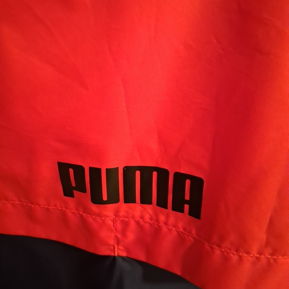 Puma White and Navy Windbreaker with Red Accents - Picture 3 of 3